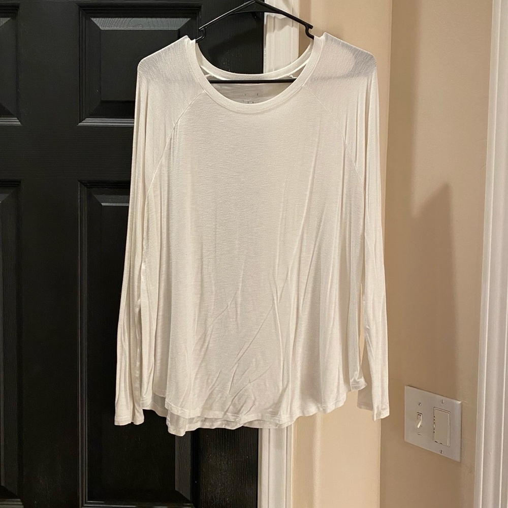 American Eagle white long sleeve